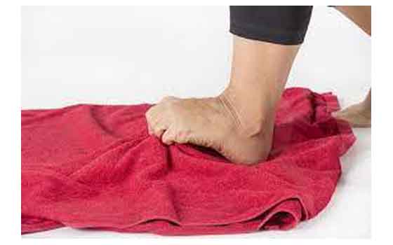 symptoms related to flat feet